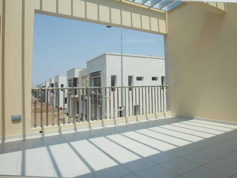KAUST villa exterior with balcony, Thuwal
